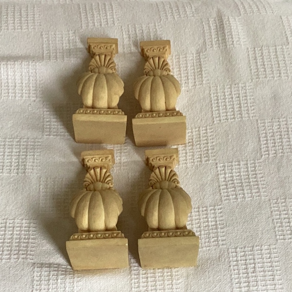Decorative sconce set